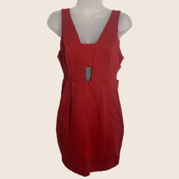 ASTR THE LABEL RED ORANGE DRESS SIZE SMALL - Picture 1 of 4